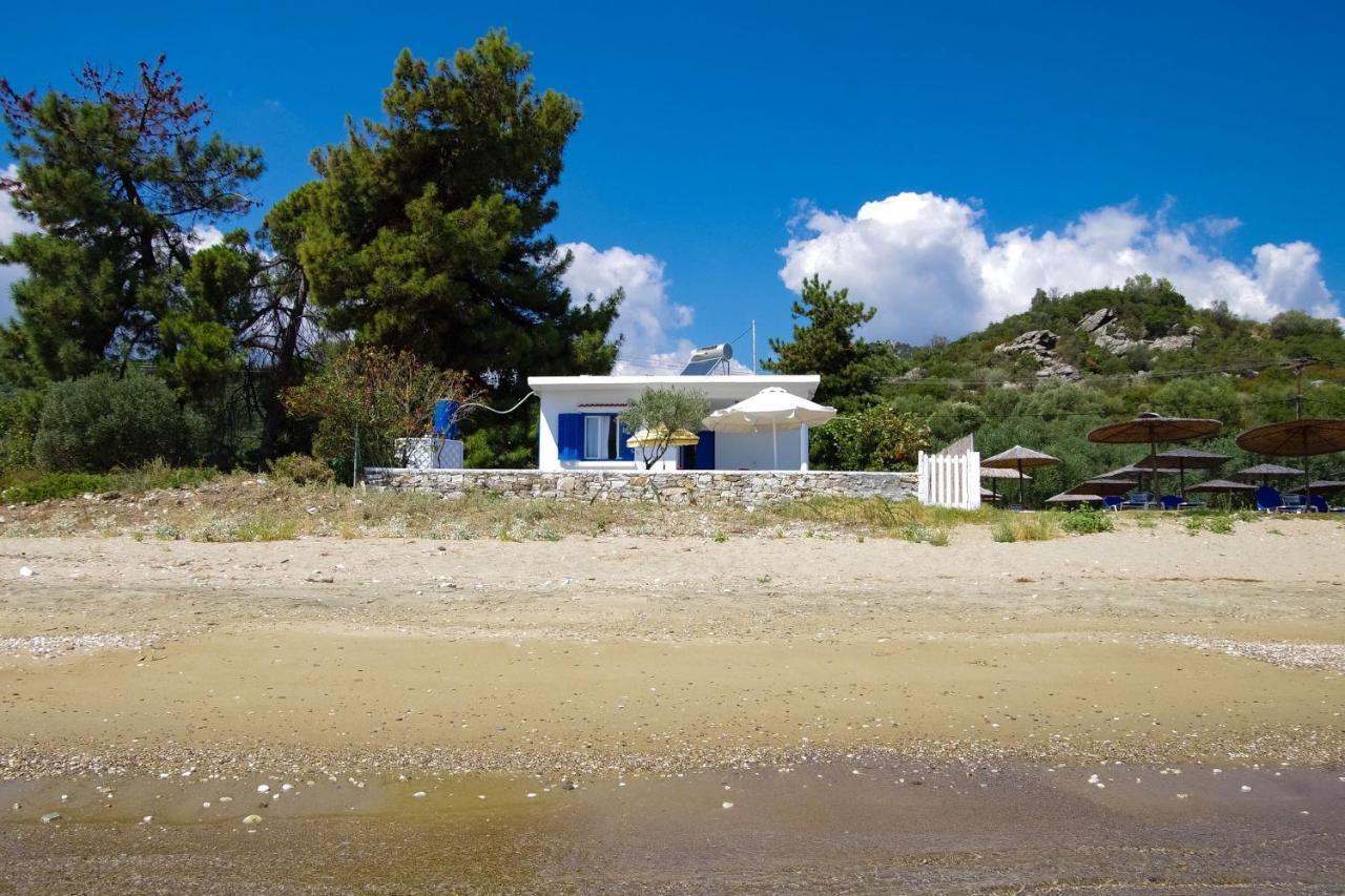 House Kokkalas On The Beach Pyrgadikia Exterior foto